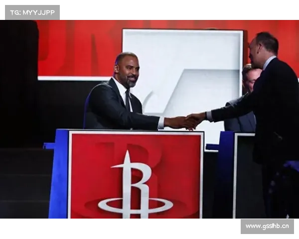 NBA官宣乐透抽签代表13人名单:8名球员参加 火箭仍派出主帅乌度卡 NBA官宣乐透抽签代表13人名单:8名球员参加 火箭仍派出主帅乌度卡