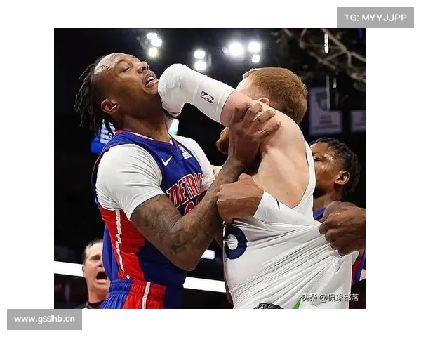 NBA爆发史上最大驱逐7人!从篮球赛到拳击台?教练冲进场拉架 NBA爆发史上最大驱逐7人!从篮球赛到拳击台?教练冲进场拉架